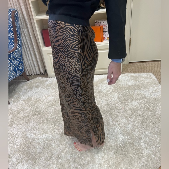 NWT CAMI NYC The Jessica Emerald Silk Bias Midi Skirt - Picture 8 of 8